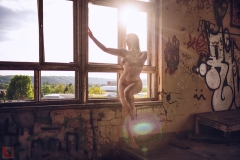 LR_08944